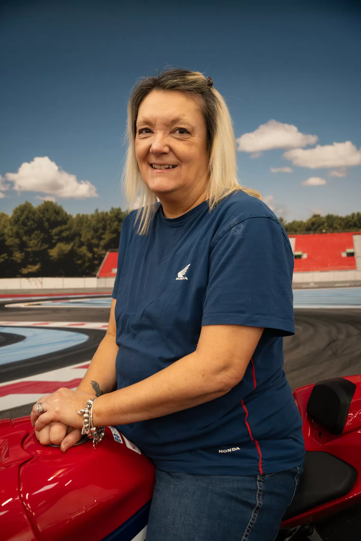 Lynis Byford - Refuel Coffee Shop